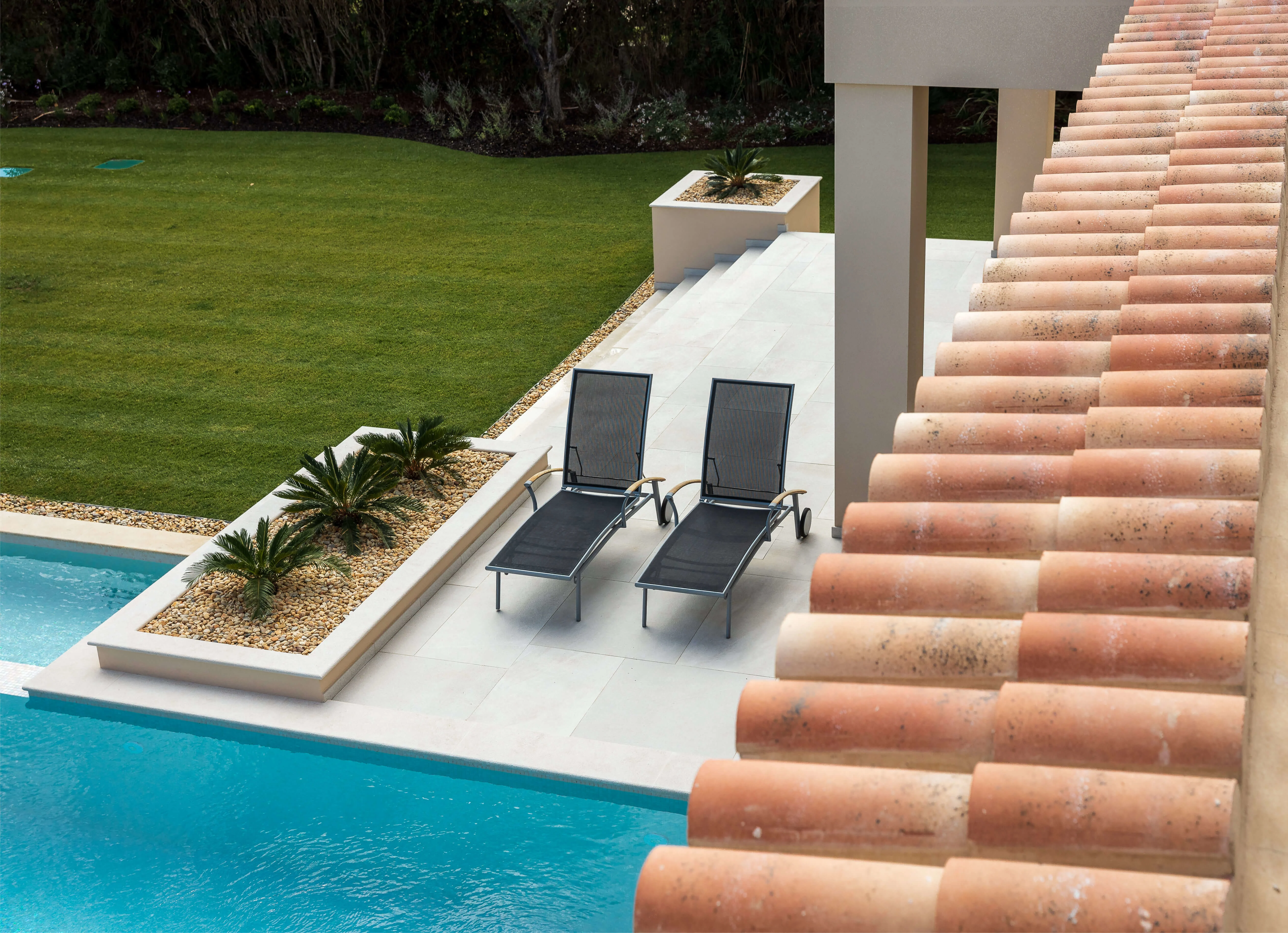 VILLA IN URBANIZATION BEIRA LAGO